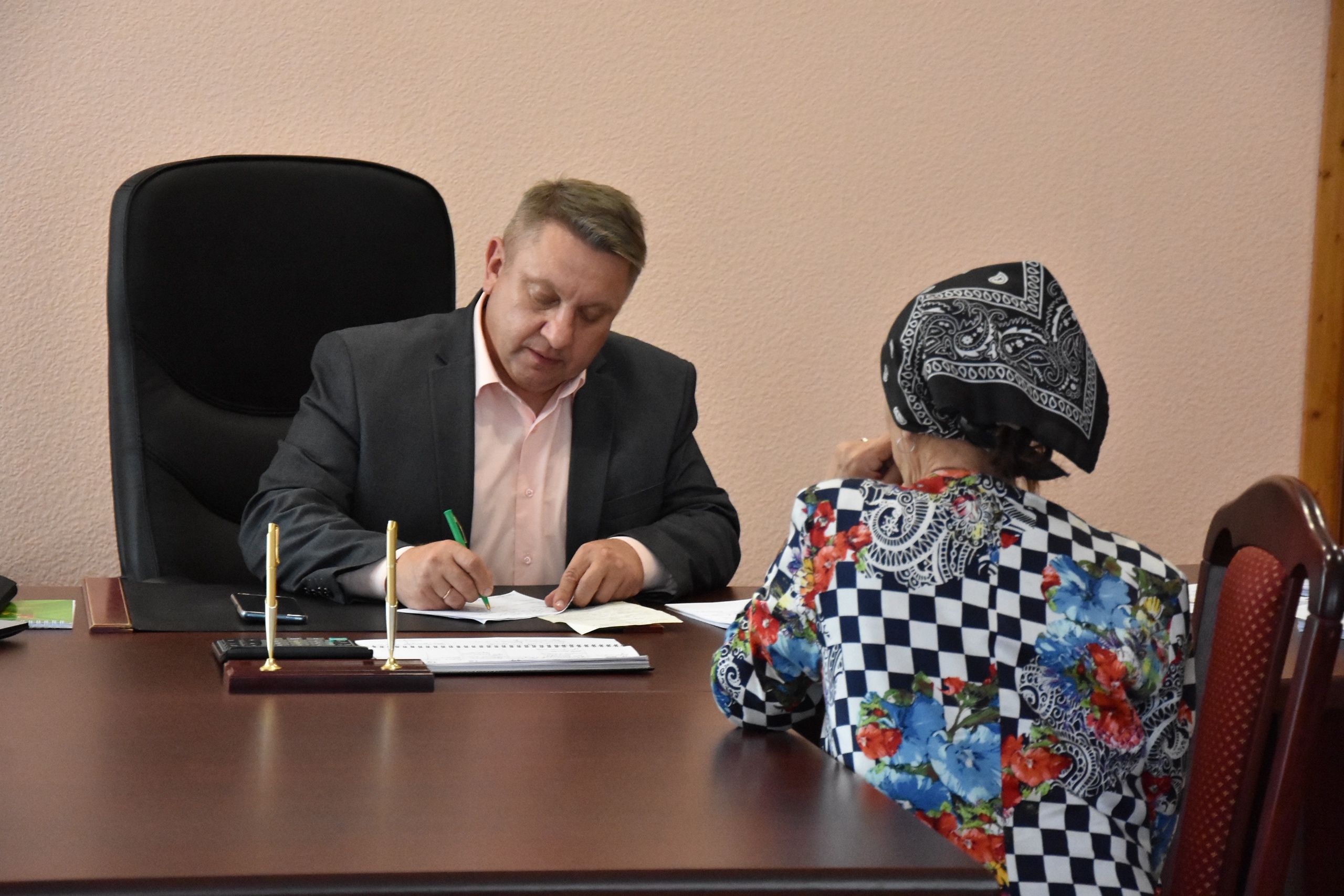 В региональный день приёма граждан.