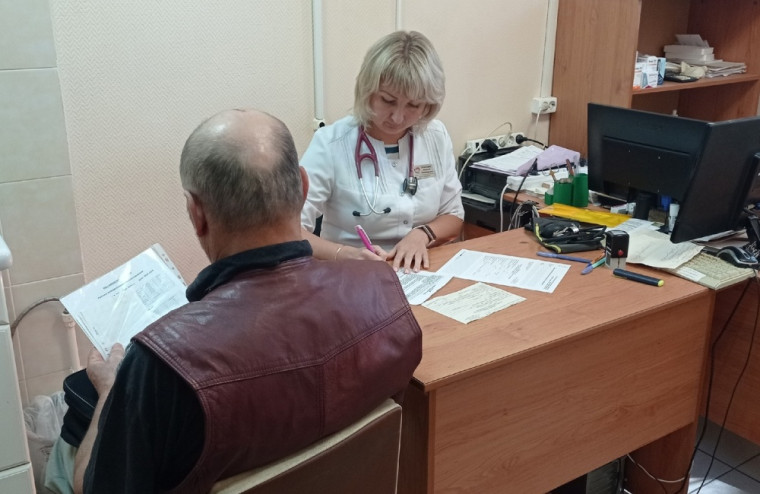 Четыре специалиста Вологодской областной клинической больницы №2 провели прием в Чагоде. Четыре специалиста Вологодской областной клинической больницы №2 провели прием в Чагоде.
